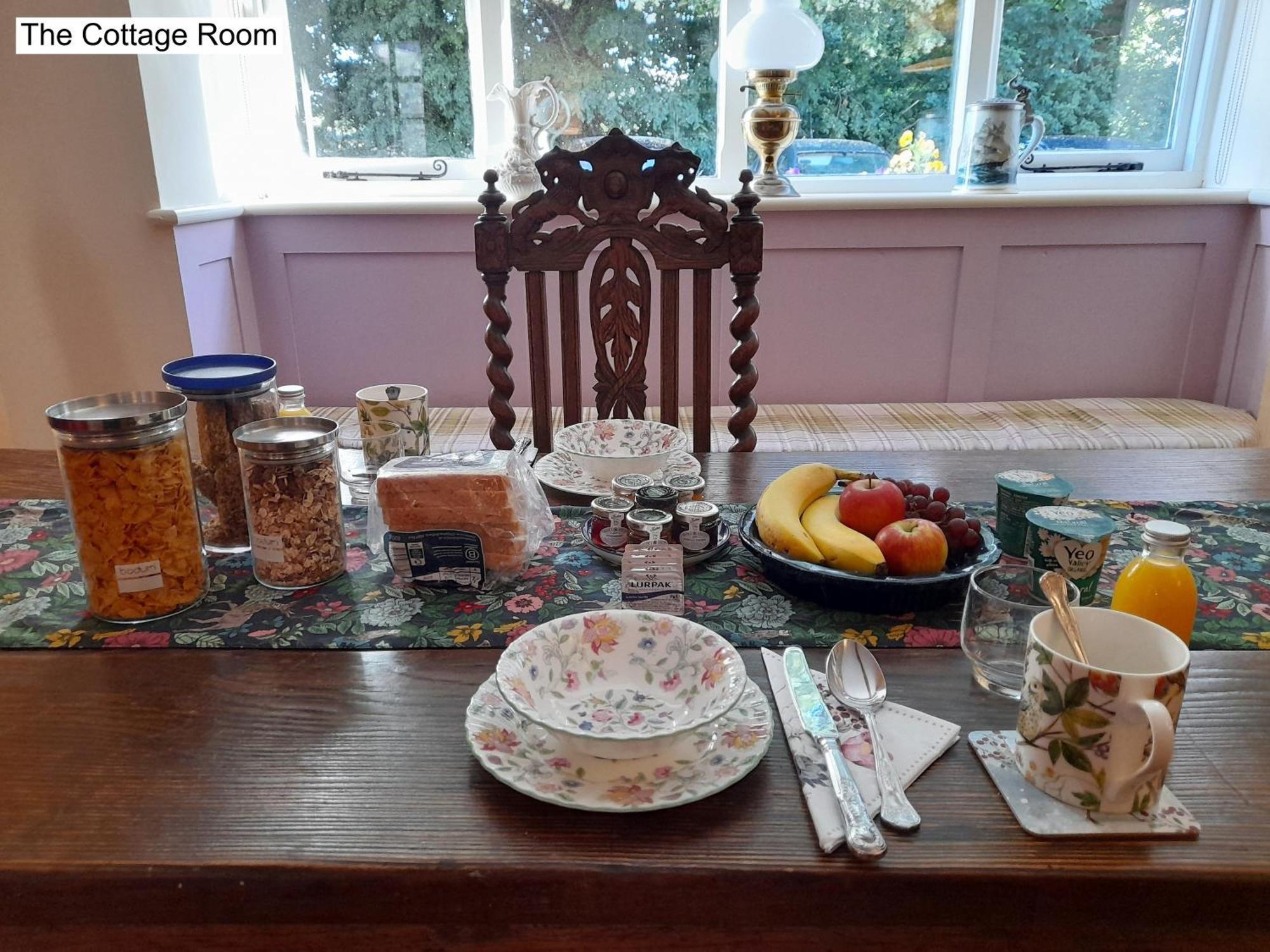 Cotswold Cottage Bed & Breakfast Luckington Exteriér fotografie